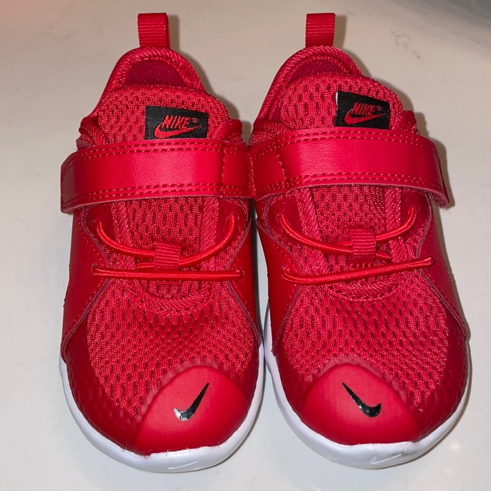 Nike flex contact baby sneakers